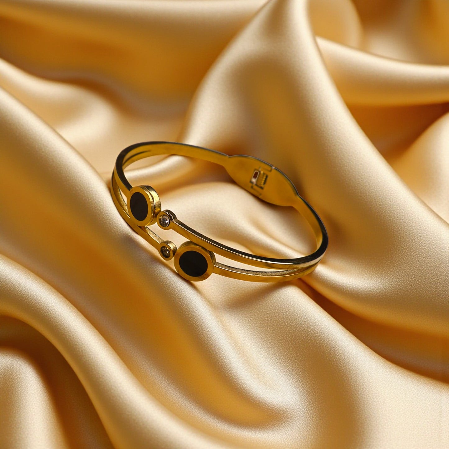 Anti Tarnish bracelet model 2