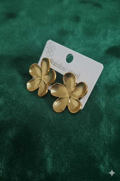 Petal Gold Flower - Anti Tarnish Earrings - Stud
