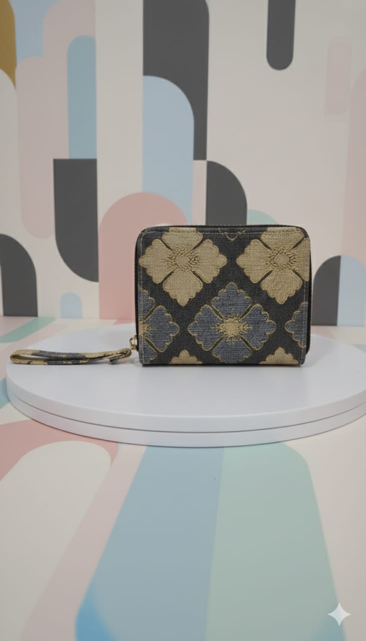 Cloth Flower Disign - Wallet - Black