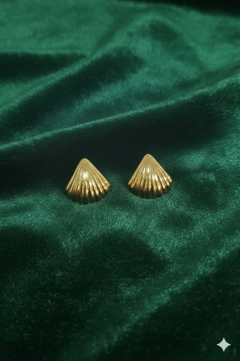 Seashell - Anti Tarnish Earrings - Stud